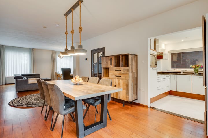 Photo 9 of Torenstraat 16