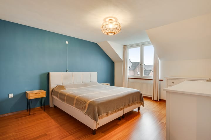 Photo 11 of Torenstraat 16