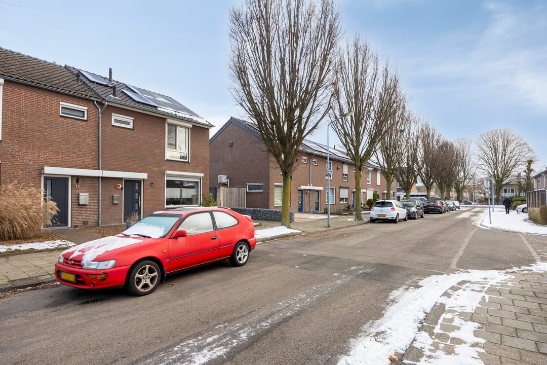 Photo 43 of Amalia van Solmsstraat 13
