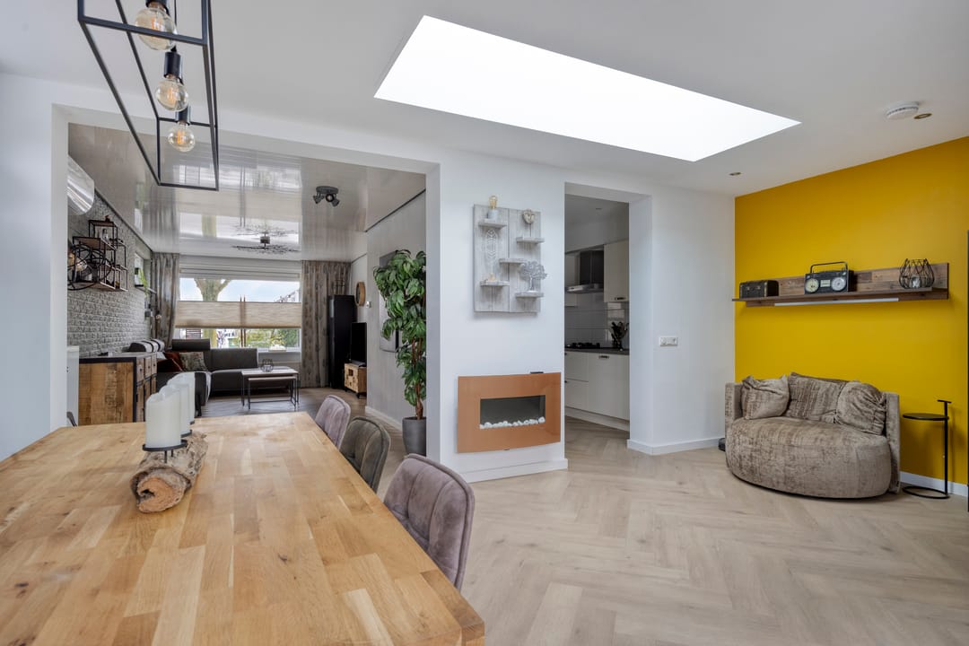 Photo 13 of Amalia van Solmsstraat 13
