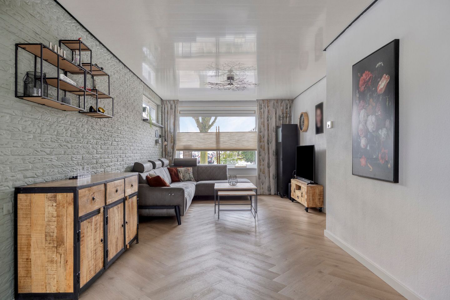 Photo 10 of Amalia van Solmsstraat 13