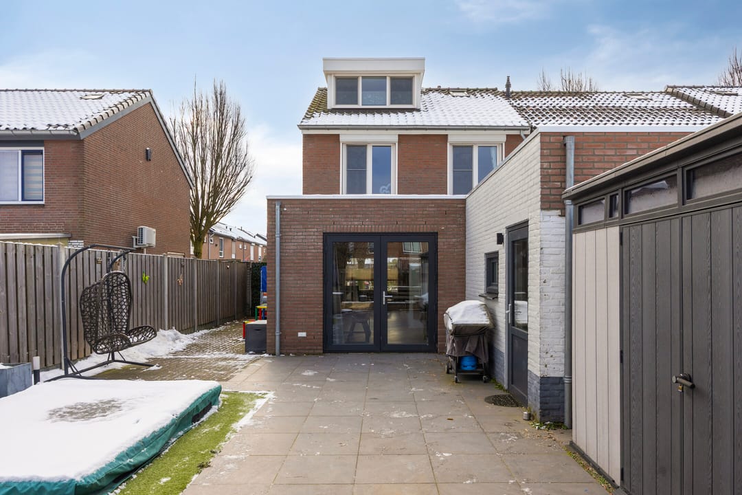 Photo 37 of Amalia van Solmsstraat 13