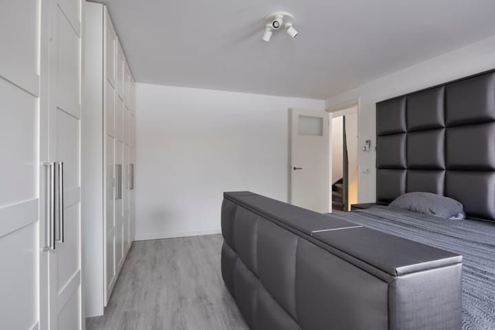 Foto 15 van Zeelsterstraat 92