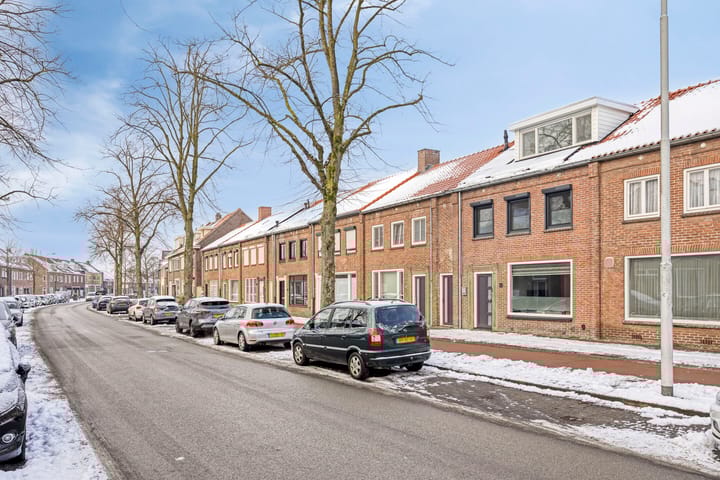 Foto 40 van Zeelsterstraat 92