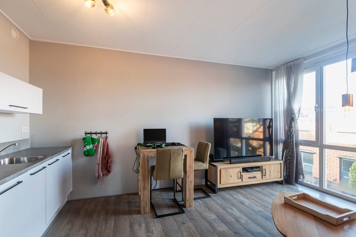 Foto 8 van Pauwstraat 11