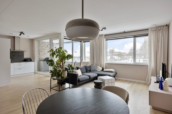 Foto 2 van Lelystadstraat 2