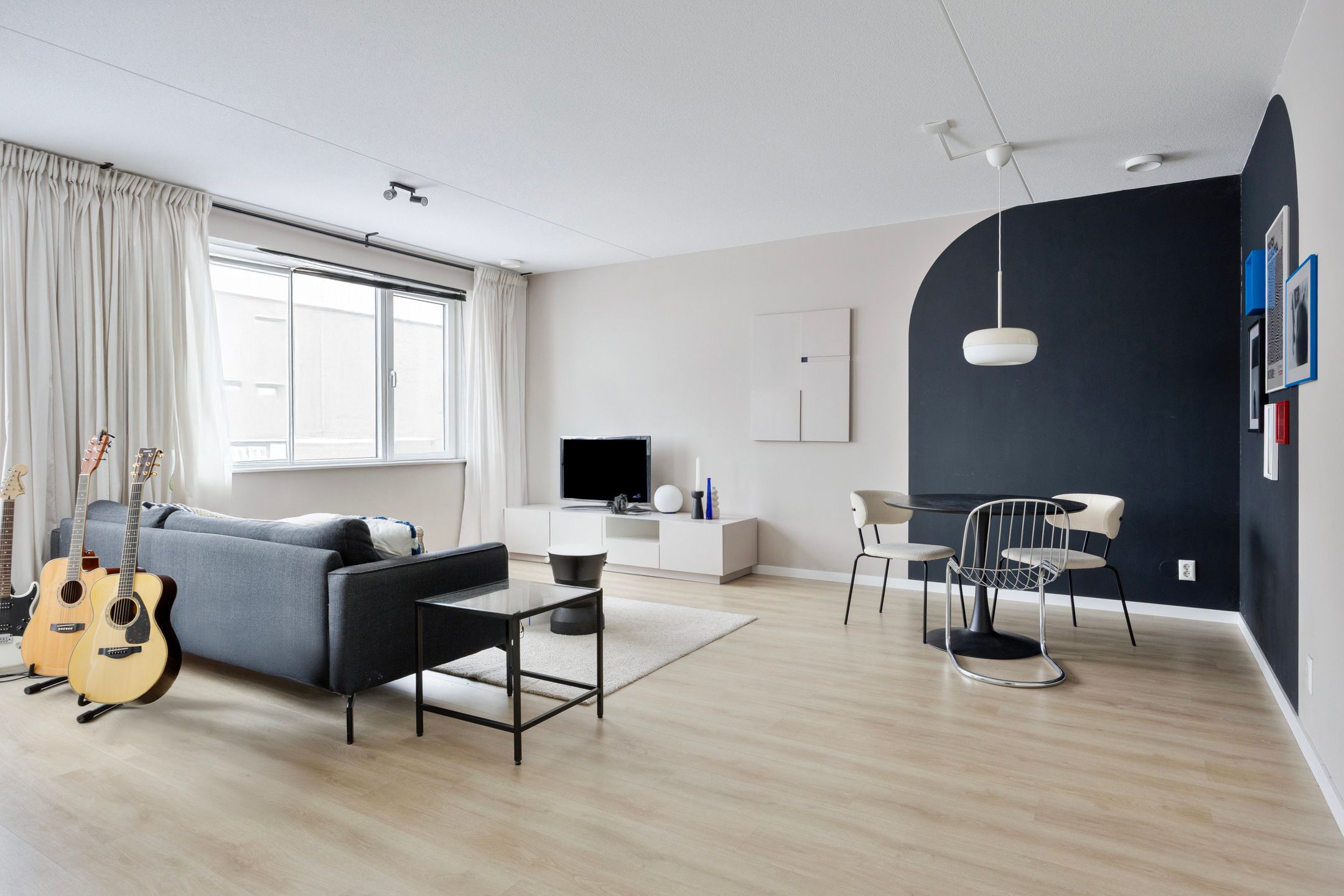 Photo 3 of Lelystadstraat 2