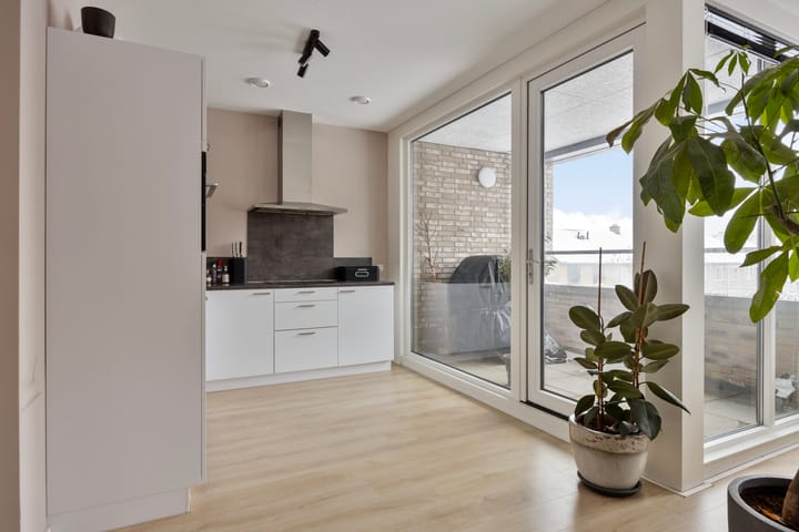 Foto 6 van Lelystadstraat 2