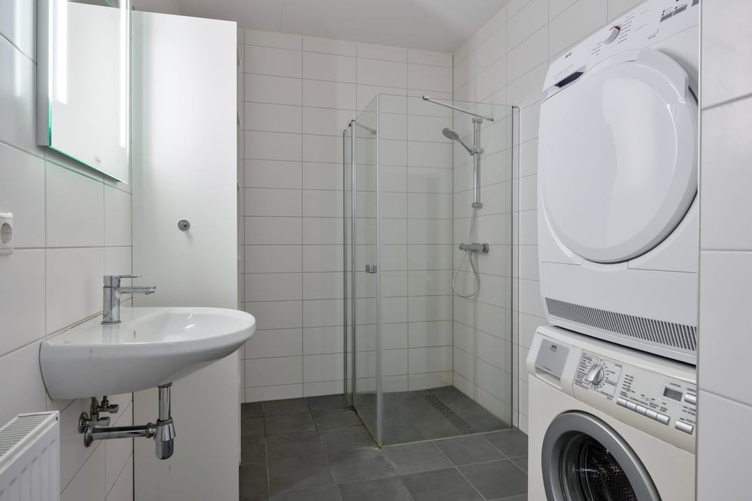 Photo 16 of Lelystadstraat 2