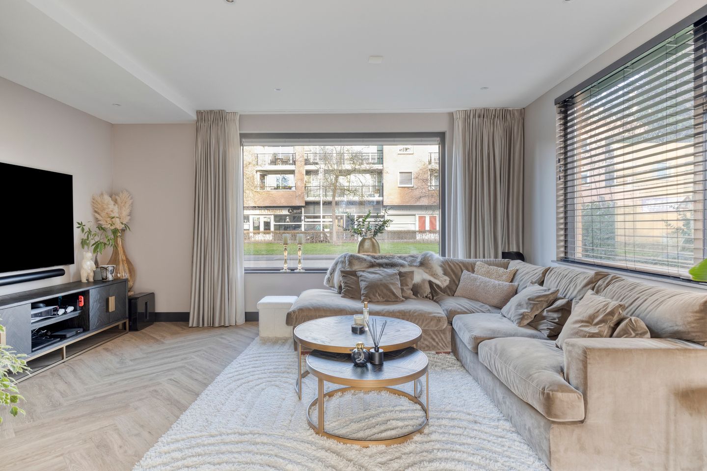 Photo 10 of Bickerstraat 70-A