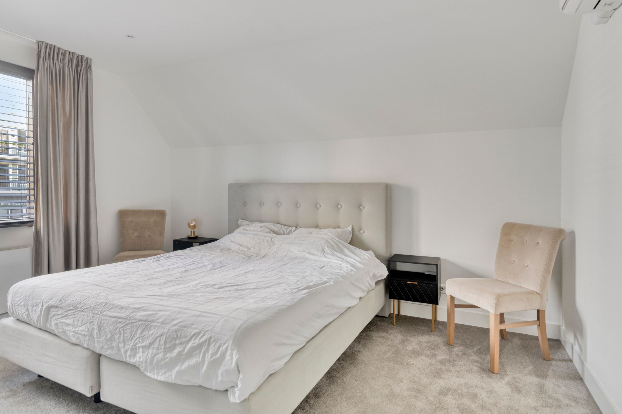 Photo 21 of Bickerstraat 70-A