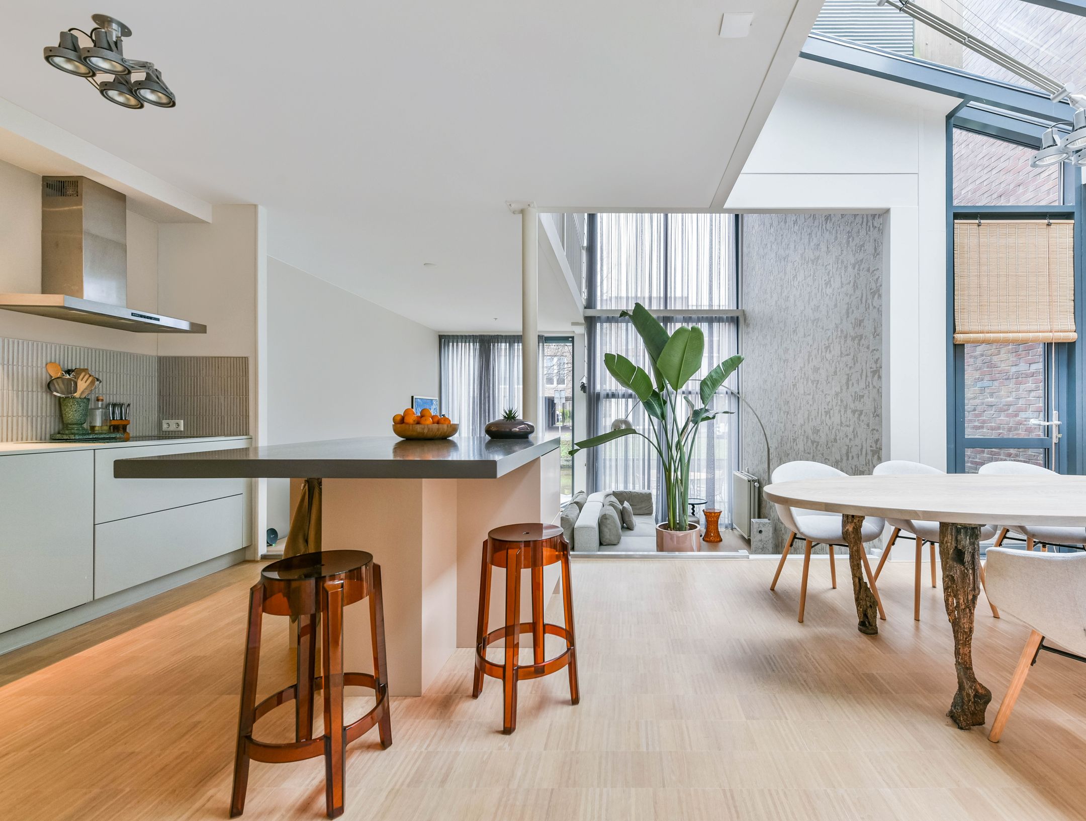 Foto 3 van Laaxumstraat 56