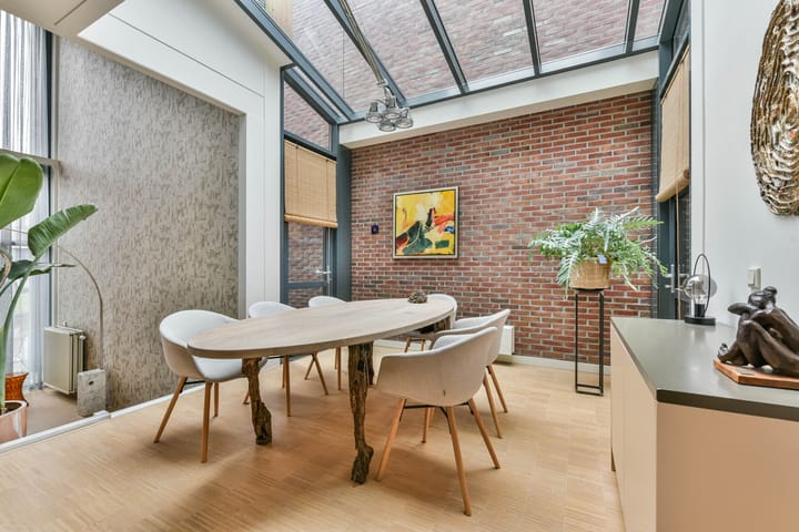 Foto 7 van Laaxumstraat 56