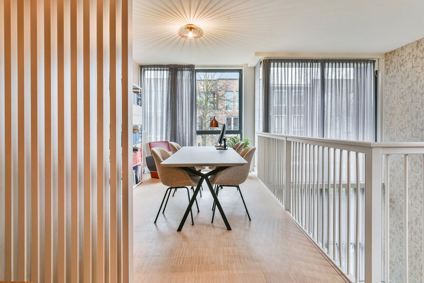 Foto 19 van Laaxumstraat 56