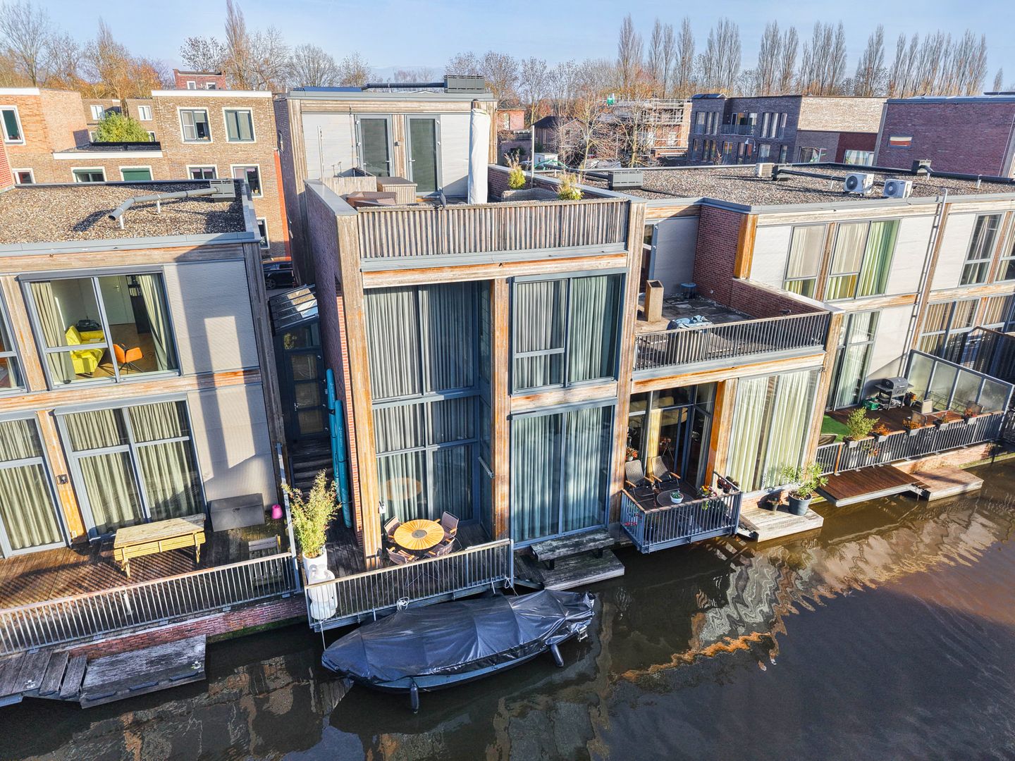 Foto 40 van Laaxumstraat 56