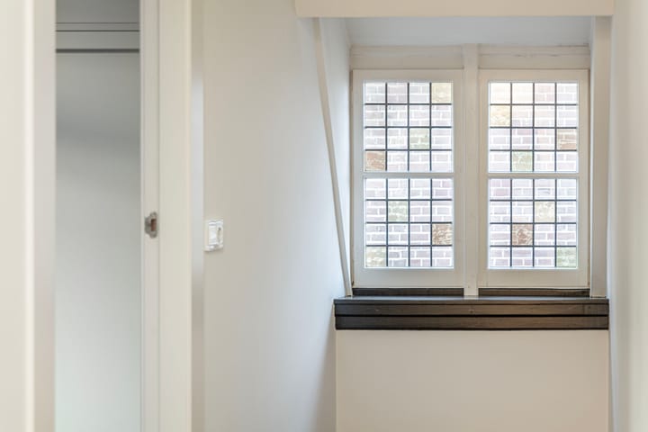 Photo 43 of Oranjestraat 46