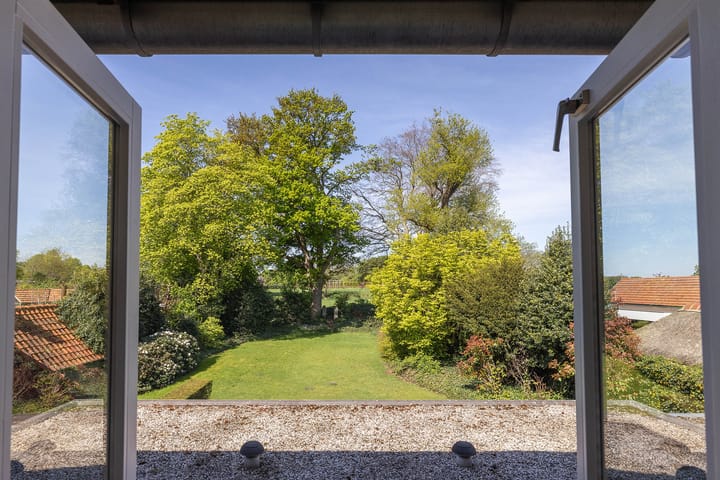 Photo 45 of Oranjestraat 46