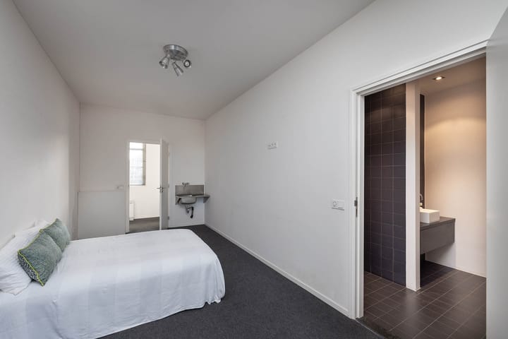 Photo 48 of Oranjestraat 46