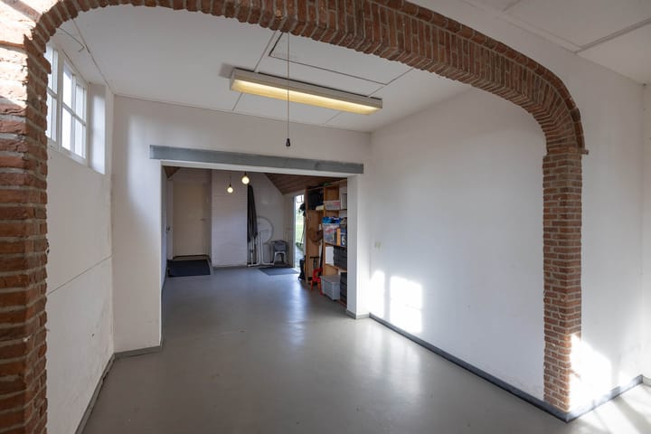 Photo 58 of Oranjestraat 46