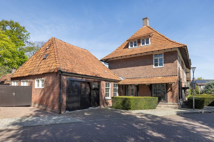 Photo 72 of Oranjestraat 46