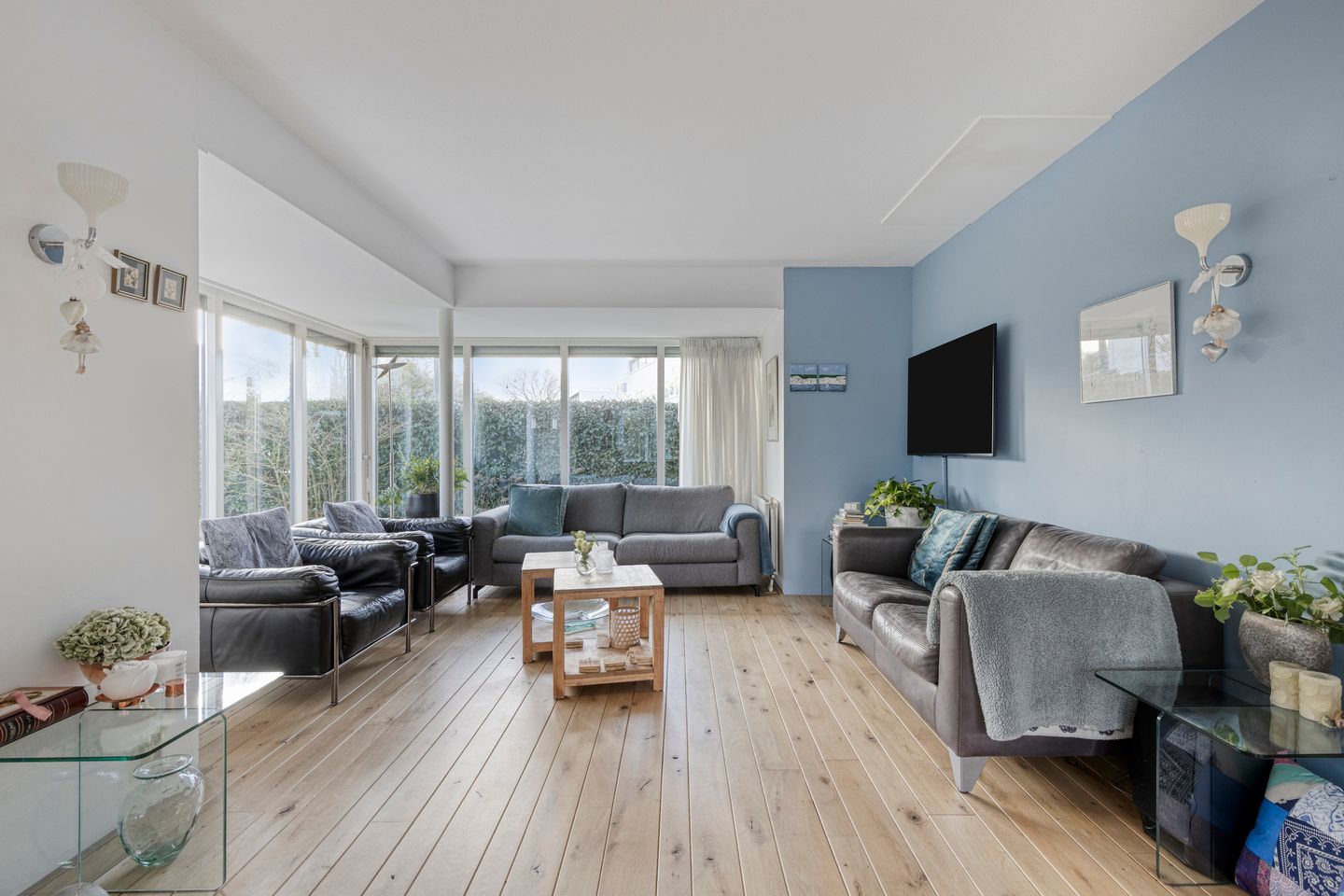 Photo 10 of C.W. Sturmstraat 3