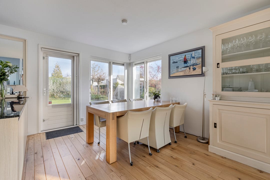 Photo 16 of C.W. Sturmstraat 3