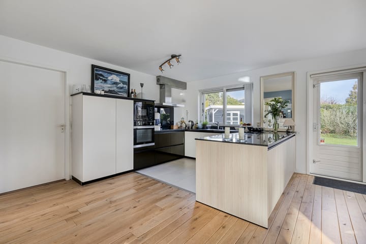 Foto 21 van C.W. Sturmstraat 3