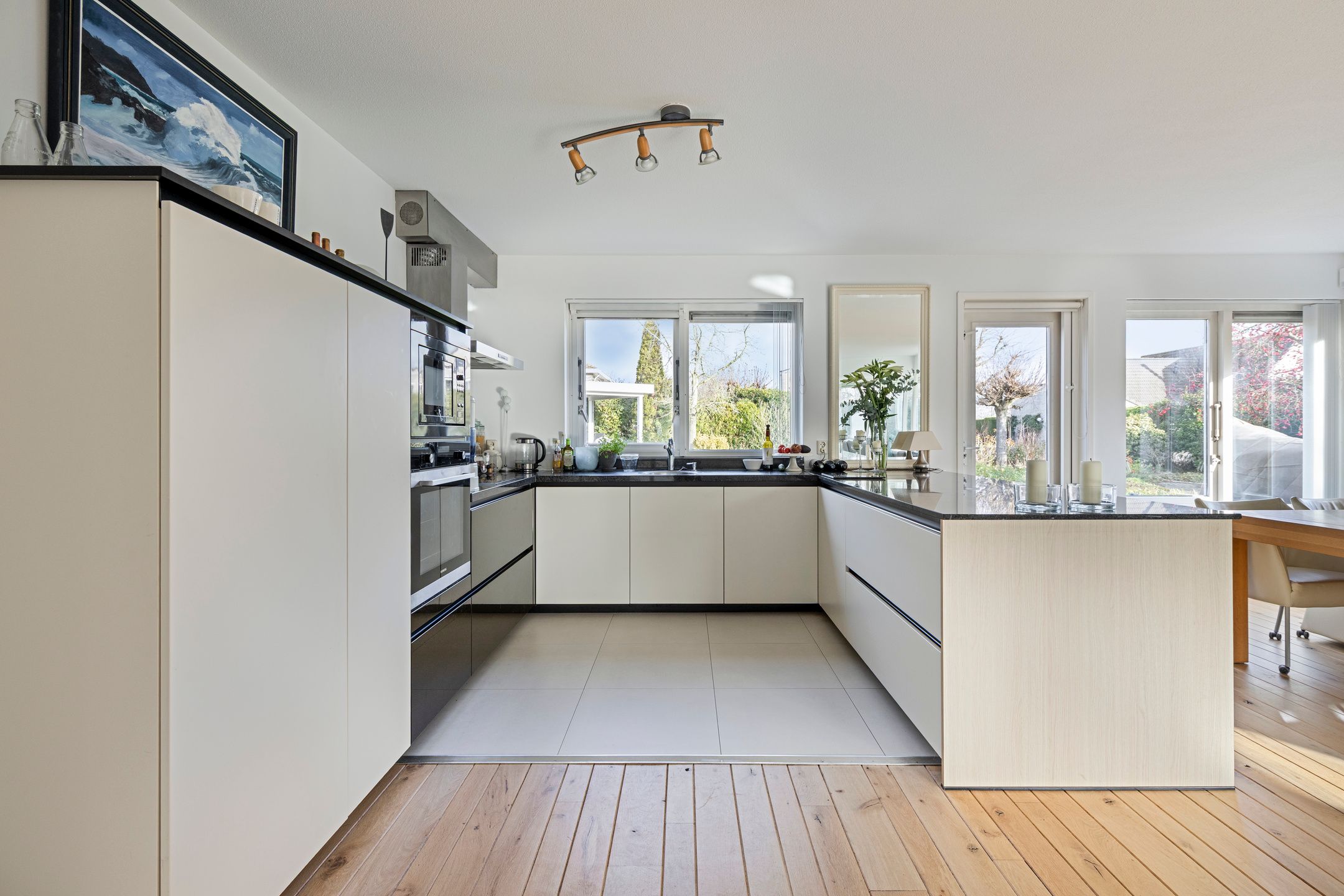 Photo 24 of C.W. Sturmstraat 3