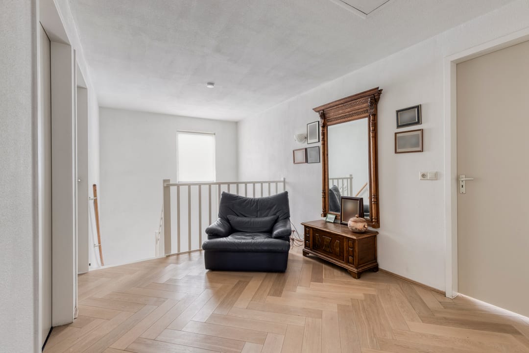 Photo 32 of C.W. Sturmstraat 3