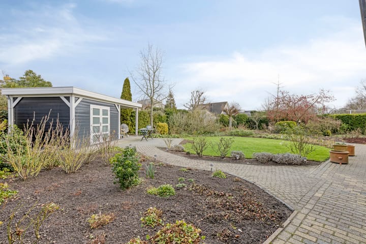 Foto 44 van C.W. Sturmstraat 3