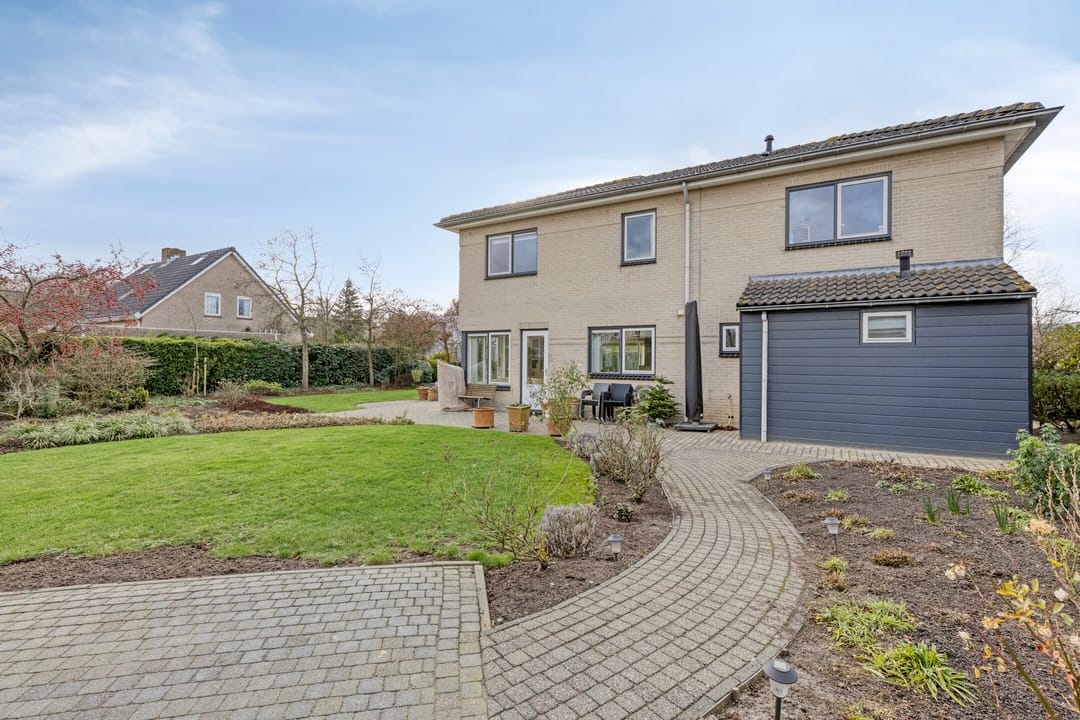 Photo 47 of C.W. Sturmstraat 3