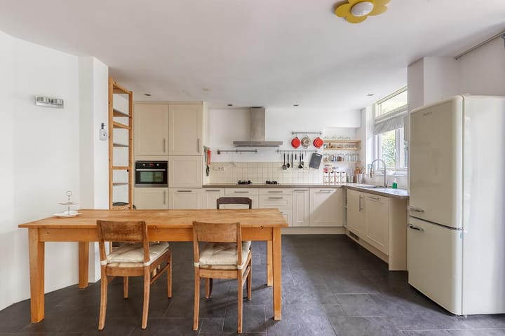 Foto 11 van Van der Aastraat 102