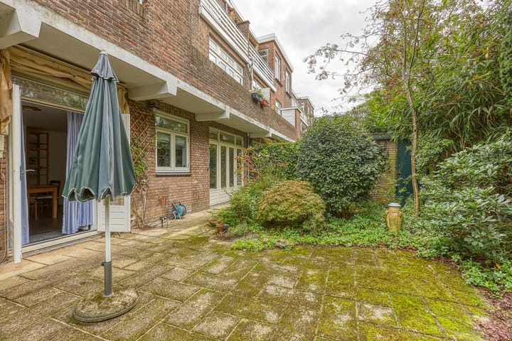 Foto 16 van Van der Aastraat 102