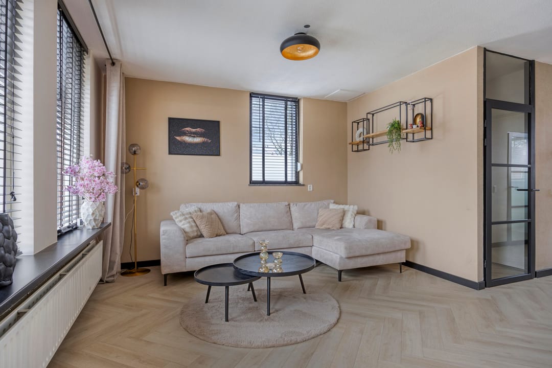 Foto 2 van Zwaanstraat 2