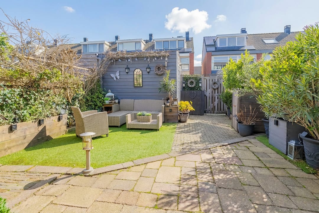 Foto 2 van Zwanebloembocht 108