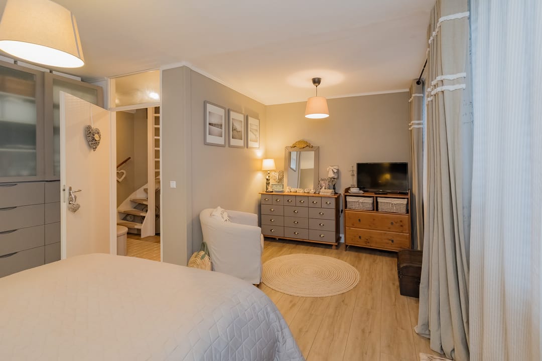 Foto 31 van Zwanebloembocht 108