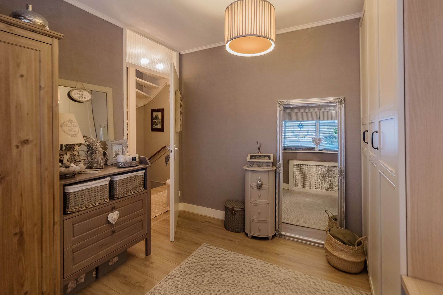 Foto 35 van Zwanebloembocht 108