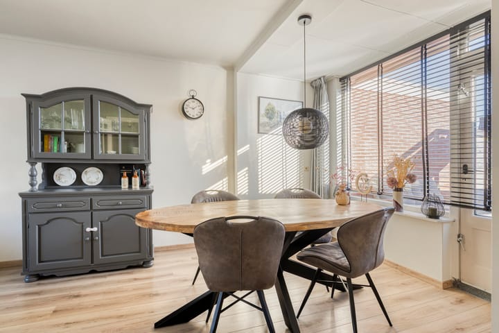 Foto 14 van Freule van Dorthstraat 11