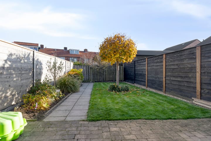 Foto 33 van Freule van Dorthstraat 11