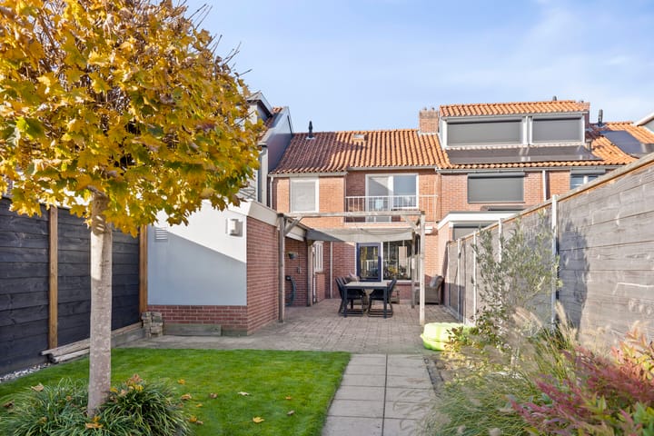 Foto 35 van Freule van Dorthstraat 11