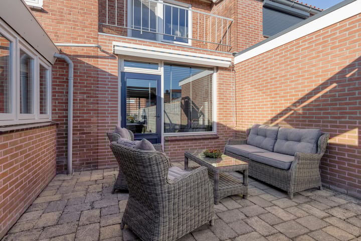 Foto 36 van Freule van Dorthstraat 11