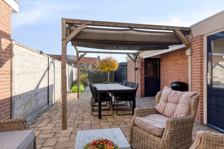 Foto 32 van Freule van Dorthstraat 11