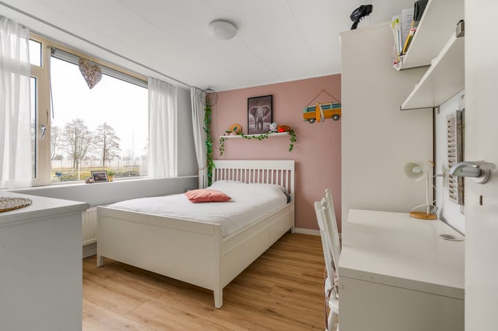 Photo 14 of Krooshofstraat 46