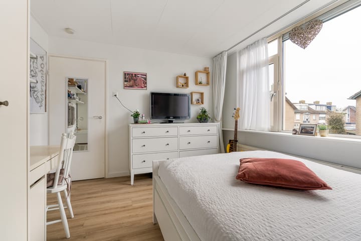 Photo 15 of Krooshofstraat 46