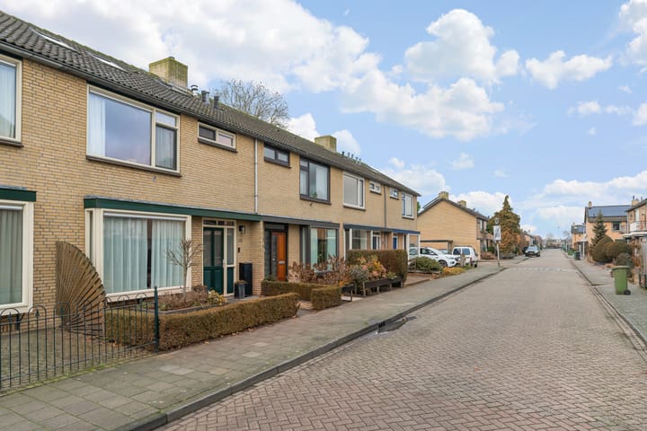 Photo 34 of Krooshofstraat 46