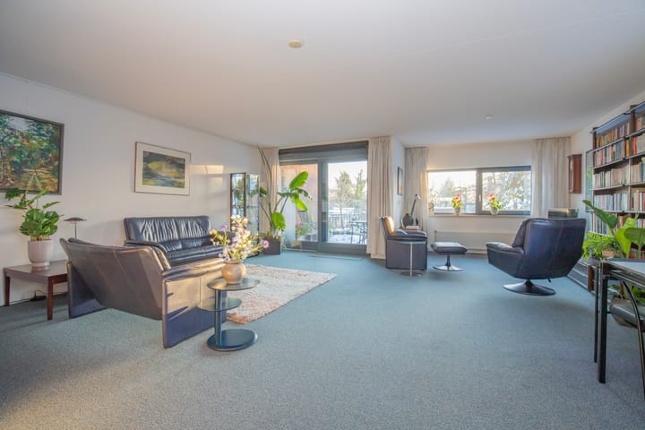 Foto 2 van Raadhuislaan 17