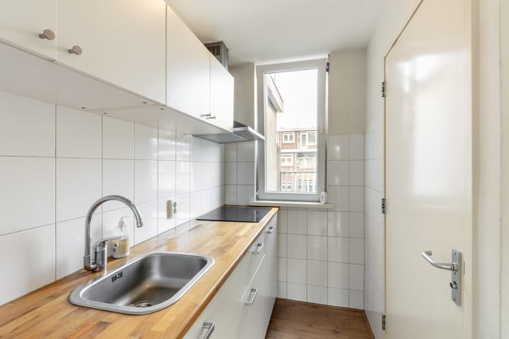 Foto 10 van Narcissenstraat 115-G