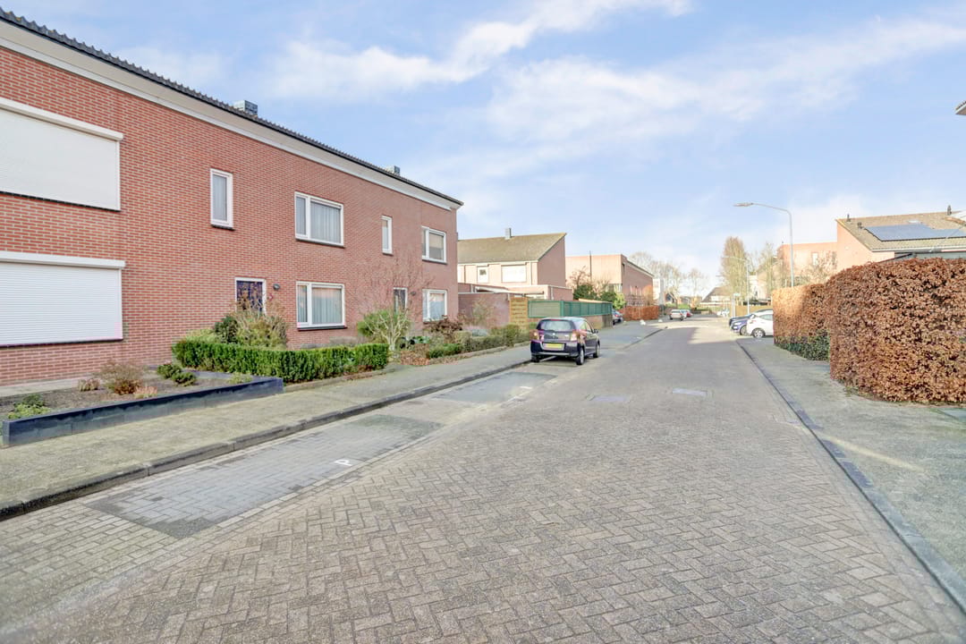 Foto 46 van Victor Slingelandstraat 24