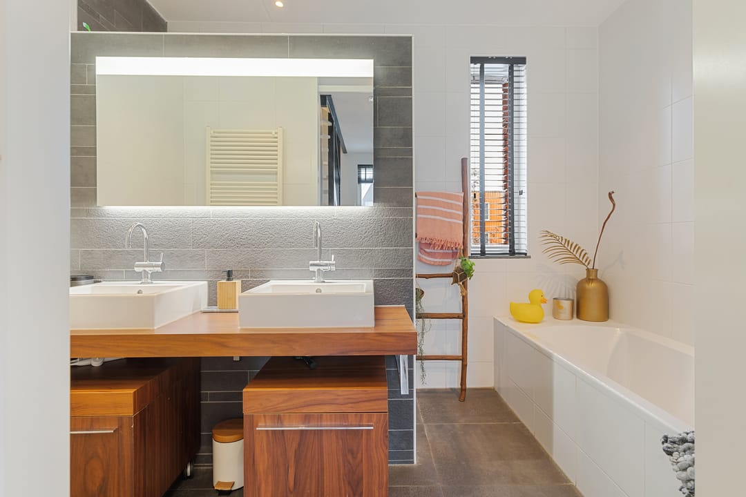 Photo 11 of Bakemastraat 8