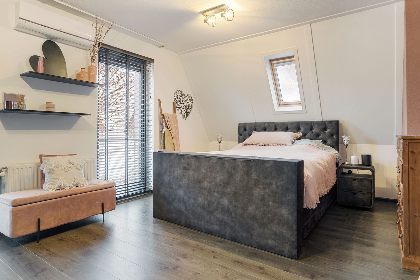 Photo 14 of Bakemastraat 8